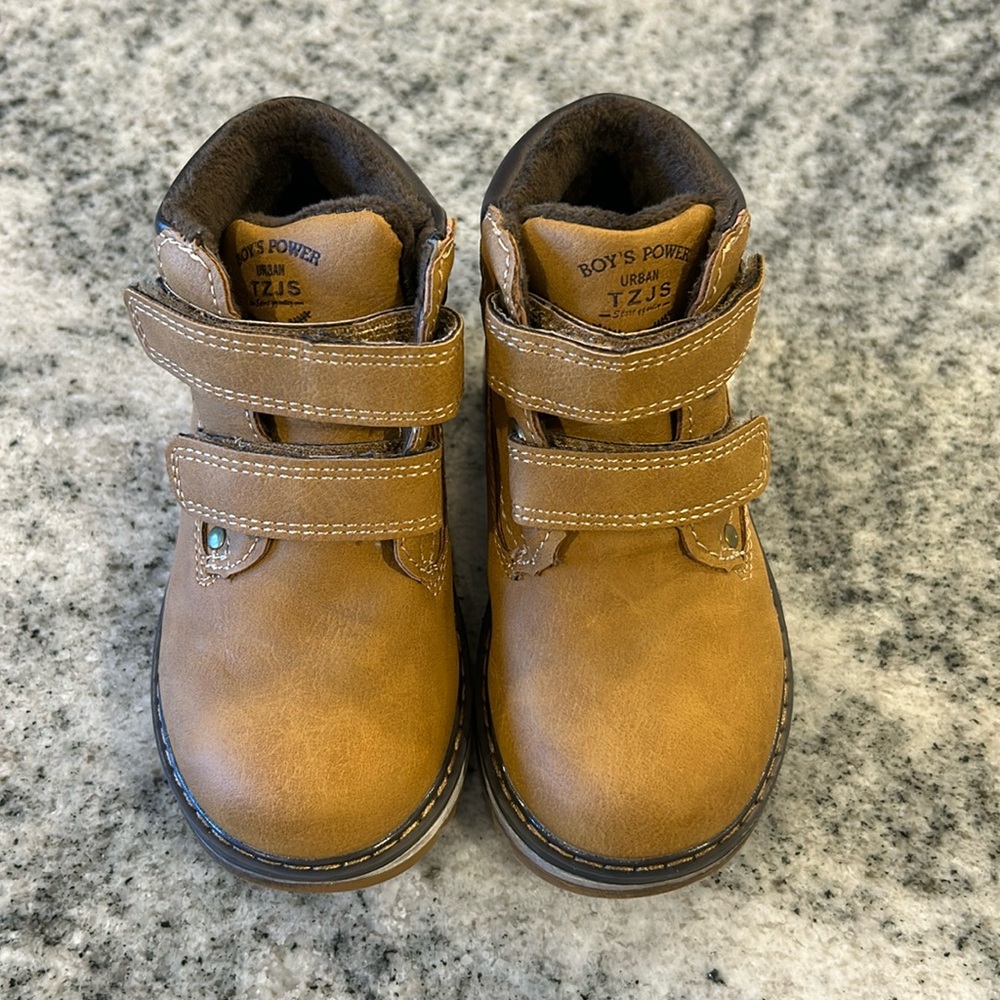 TZJS Kids' Hiking Work Boots for Boys Girls, Waterproof Outdoor Boots. 7 NEW